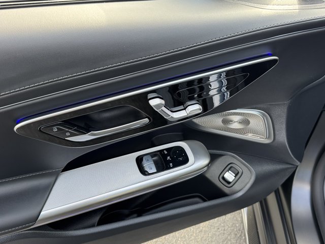 New 2027 MANUFAKTUR exclusive graphite grey magno Mercedes-Benz AMG® CLE 53 4MATIC+ Coupe image 9