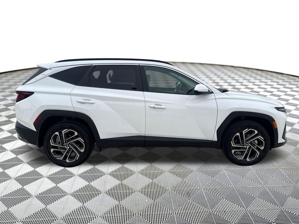 New 2026 White Hyundai SEL Plus image 6