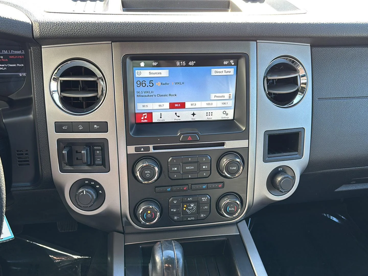 Certified Used 2017 Magnetic Ford XLT image 15