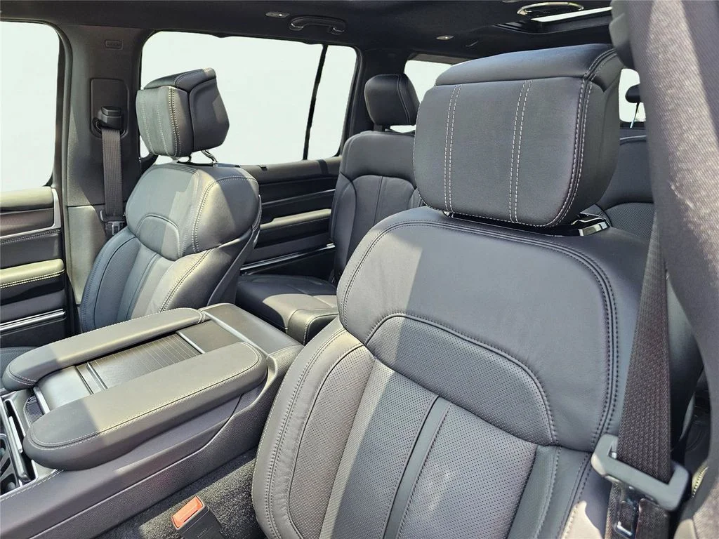 2026 Jeep Grand Wagoneer Summit Obsidian - Photo 18