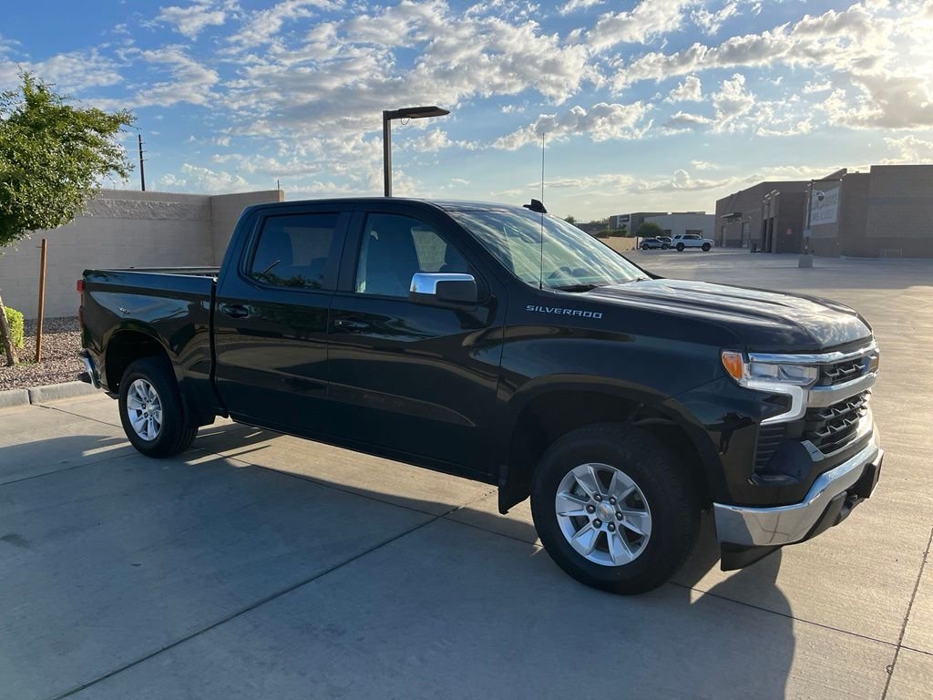 Certified Used 2025 Black Chevrolet LT image 5