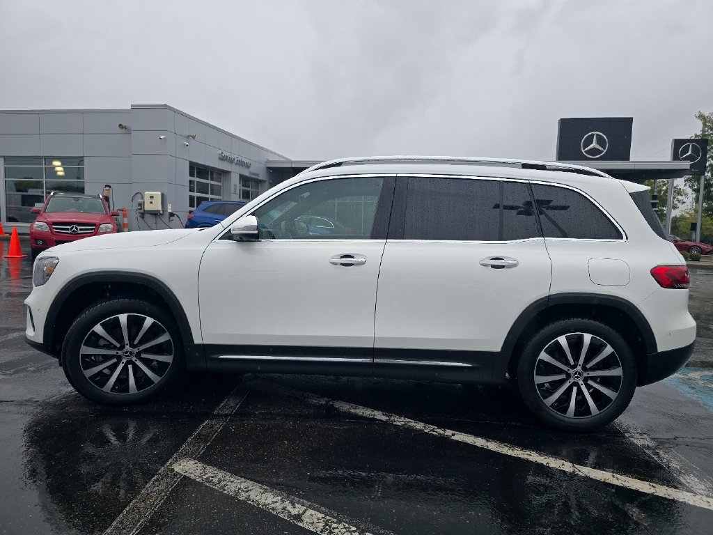 Certified Used 2023  Mercedes-Benz GLB 250 image 19