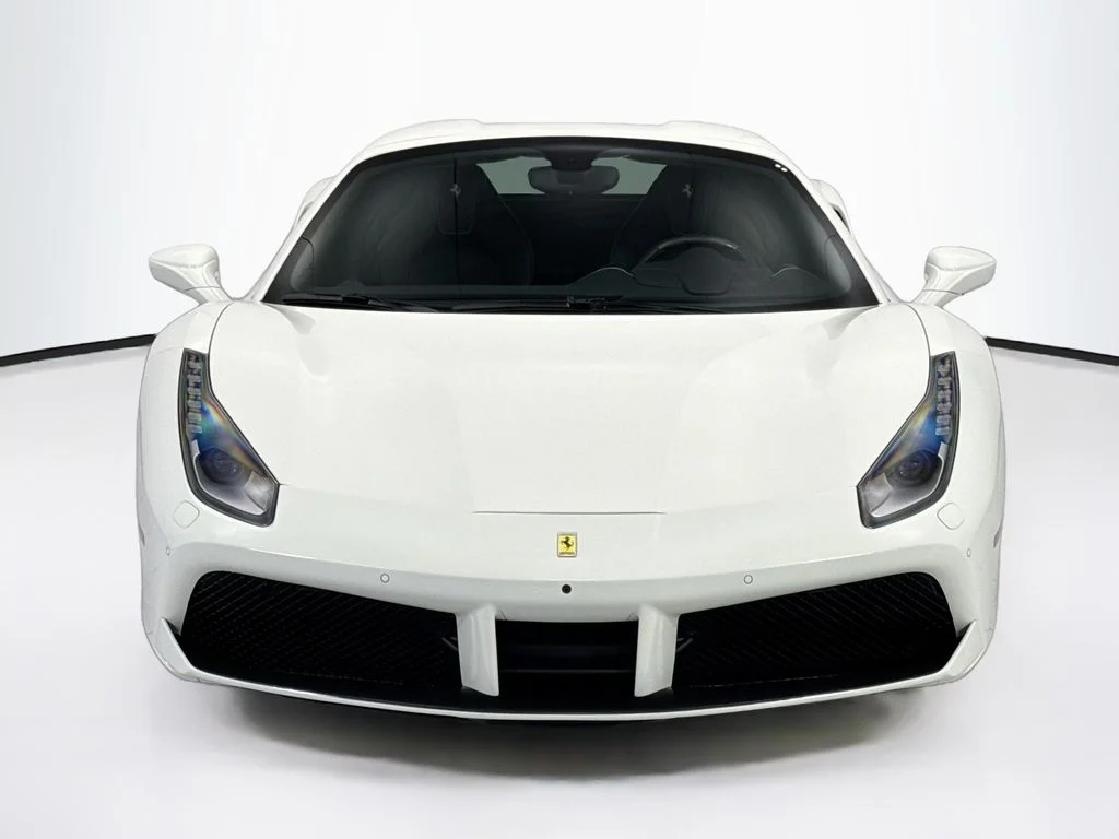 Used 2018 Bianco Avus Ferrari Base image 10