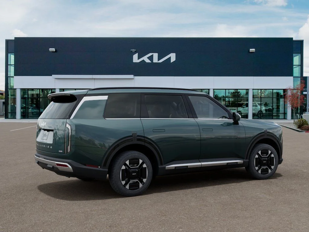 New 2027 Green Kia EX image 6