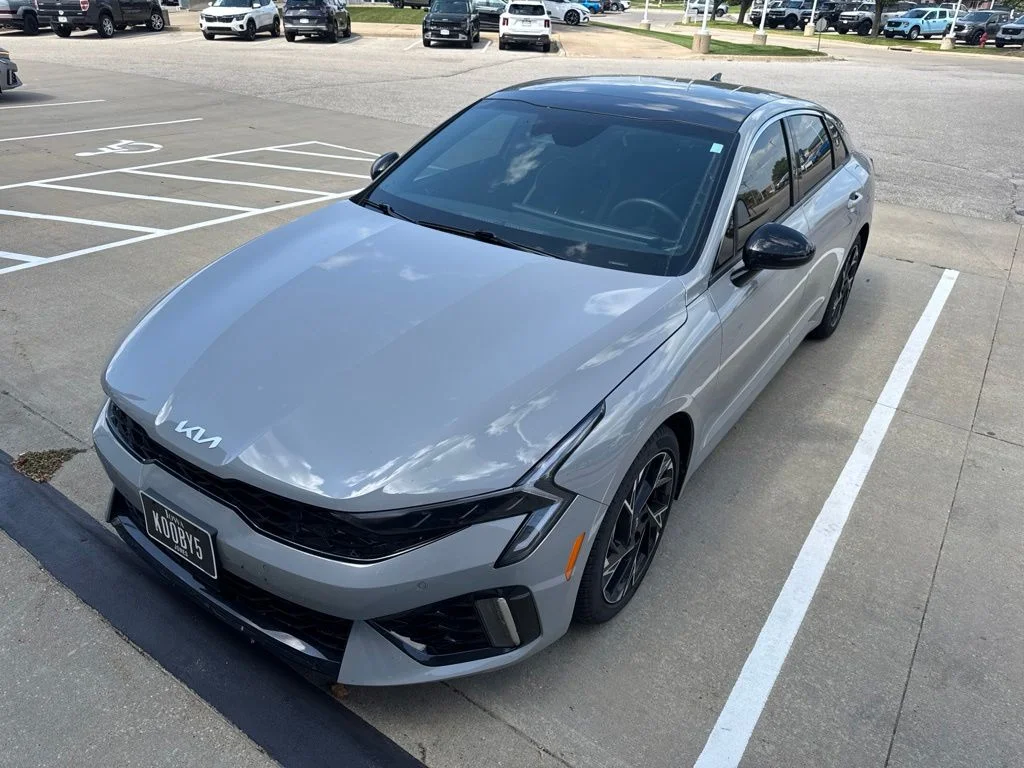 Used 2025 Gray Kia GT-Line image 2