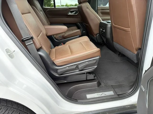 Used 2021 SUMMIT WHITE Chevrolet High Country image 15