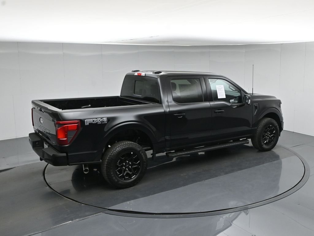New 2026 Agate Black Metallic Ford XLT image 41