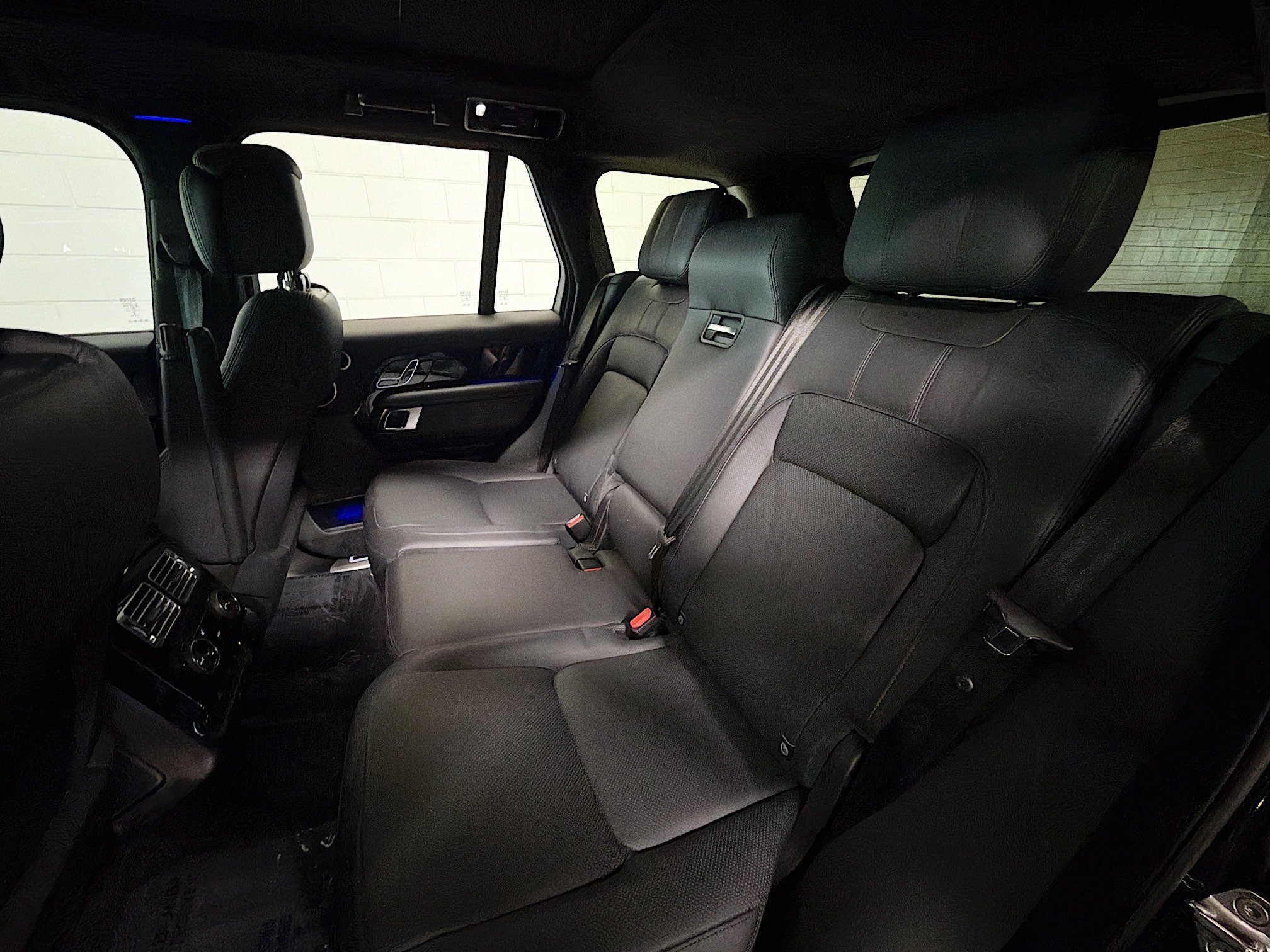 Used 2021 Santorini Black Metallic Land Rover P525 Westminster image 19