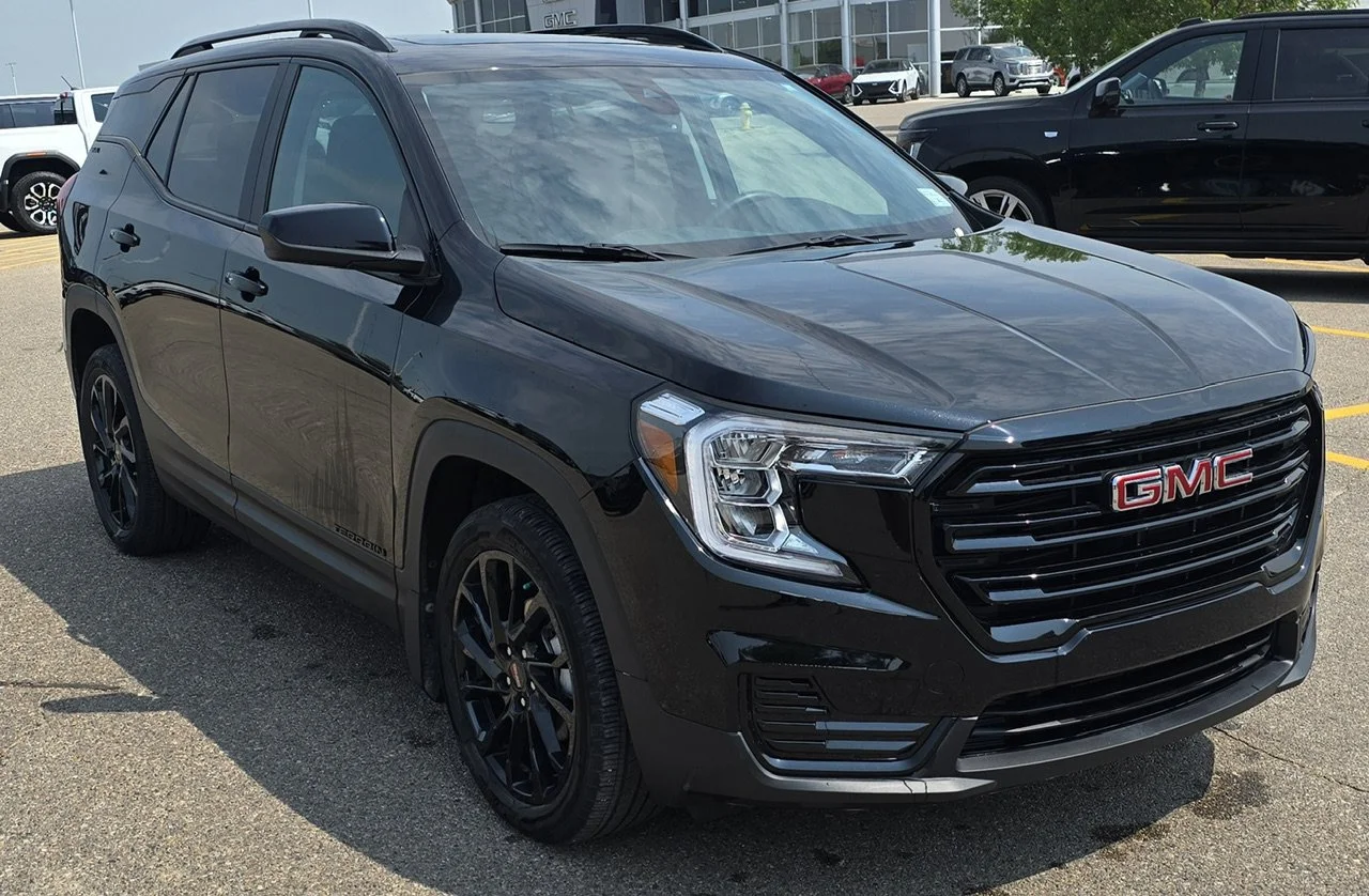 Used 2024 Black GMC SLE AWD Sunroof image 7
