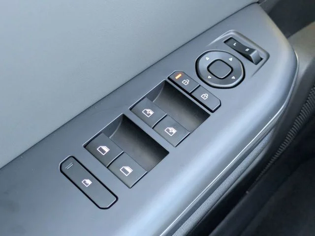 2025 Kia K4 EX - Photo 23