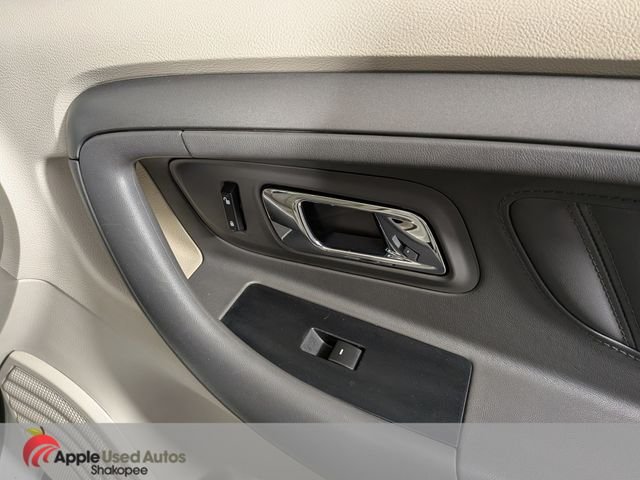 Used 2010 White Ford SEL image 36