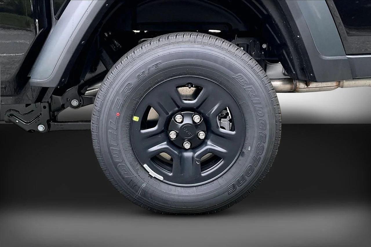 New 2026 Black Clear-Coat Exterior Paint Jeep Sport image 31