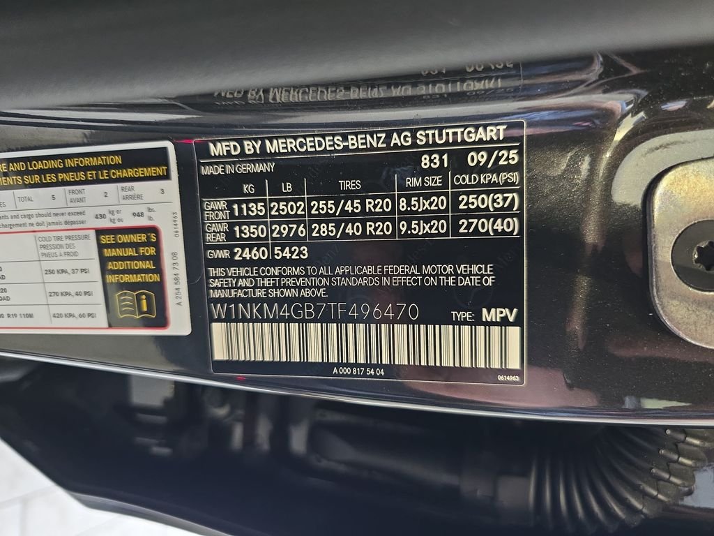 Certified Used 2026 Gray Mercedes-Benz GLC 300 image 40
