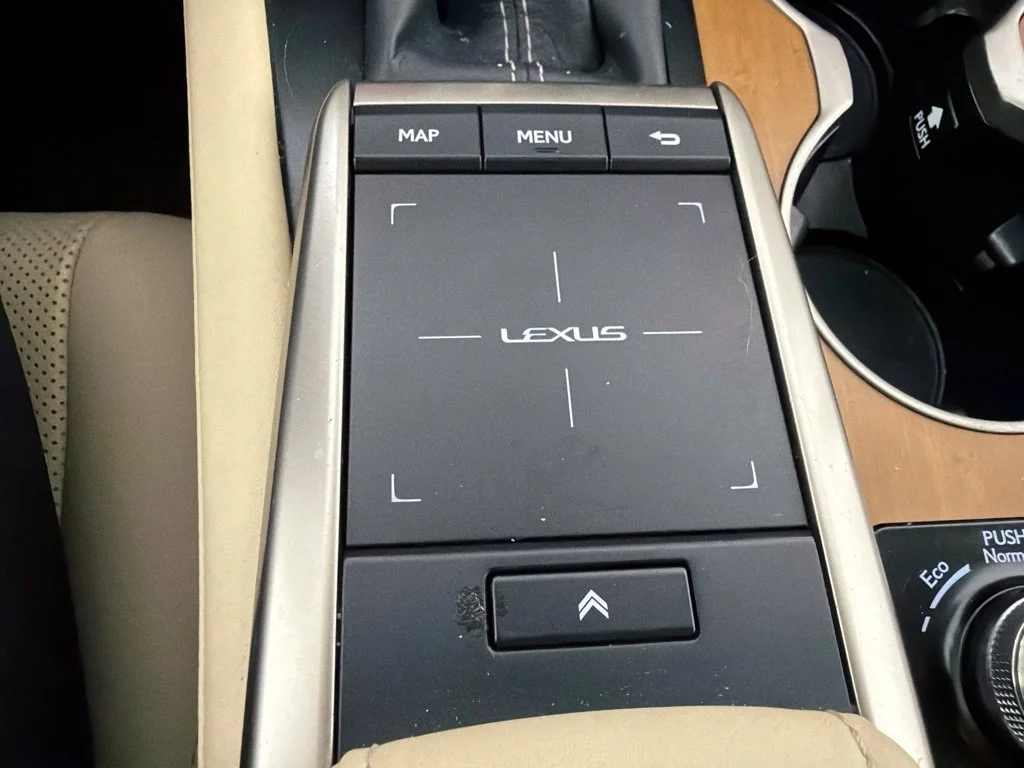 Used 2021 White Lexus 350 image 30