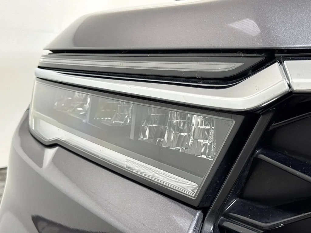 Used 2025 Gray Honda Touring image 17