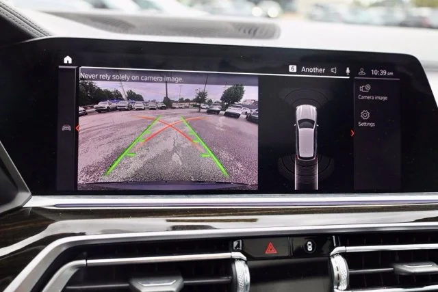Used 2020 Black BMW xDrive40i image 6