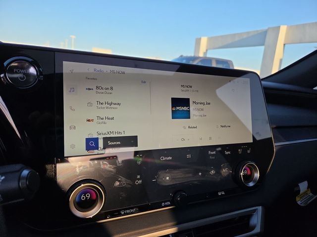 New 2026 Iridium Lexus PREMIUM image 16