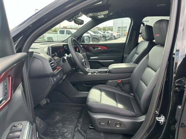 New 2026 Mosaic Black Metallic Chevrolet Z71 image 2