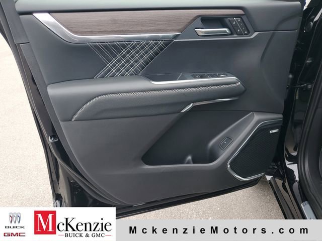 2026 GMC Acadia Denali - Photo 8