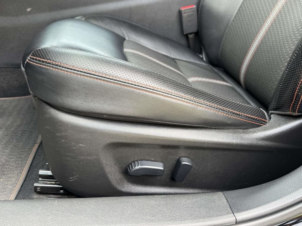 Used 2024 Black Nissan 2.5 SR image 18