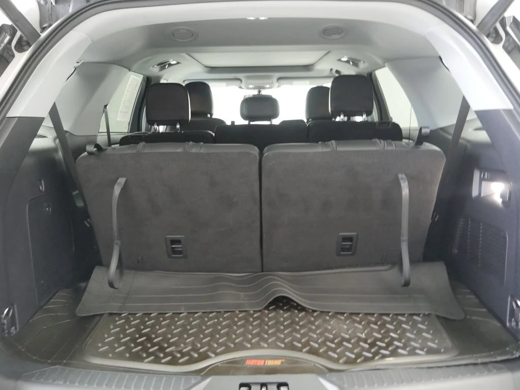 Used 2021 White Metallic Ford XLT image 21