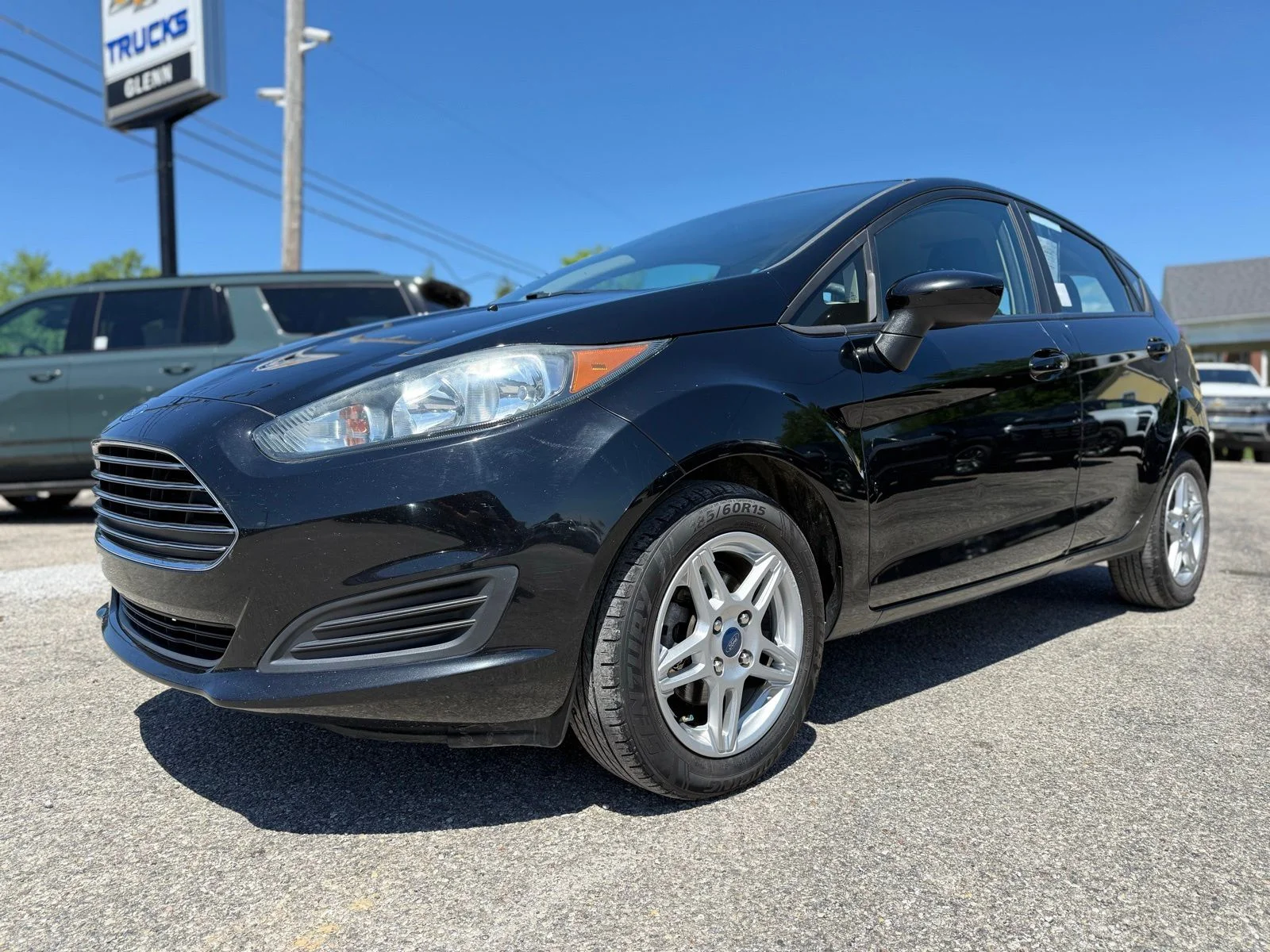 Used 2019 Ford Fiesta SE with VIN 3FADP4EJ1KM155278 for sale in Eminence, KY