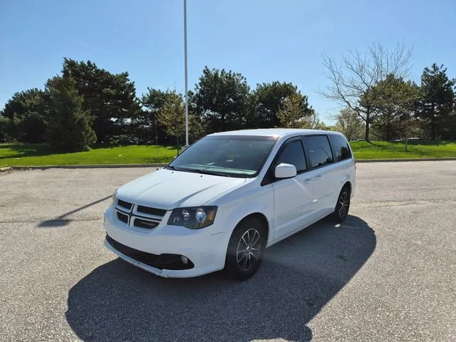 2017 Dodge Grand Caravan GT's photo