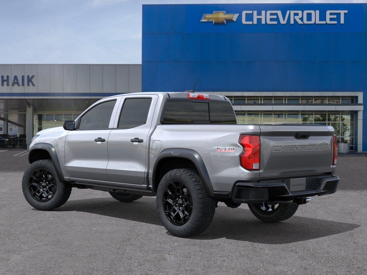 2026 Chevrolet Colorado Trail Boss - Photo 3