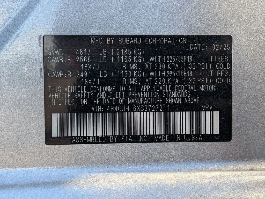 Used 2025 Ice Silver Metallic Subaru Limited image 25