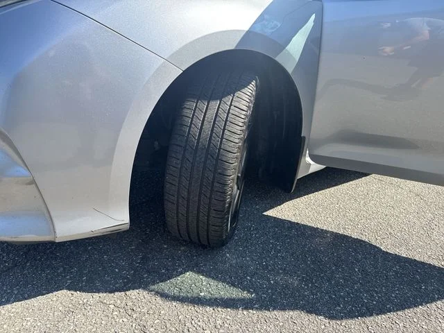 Used 2017 Silver Toyota SE Premium image 33