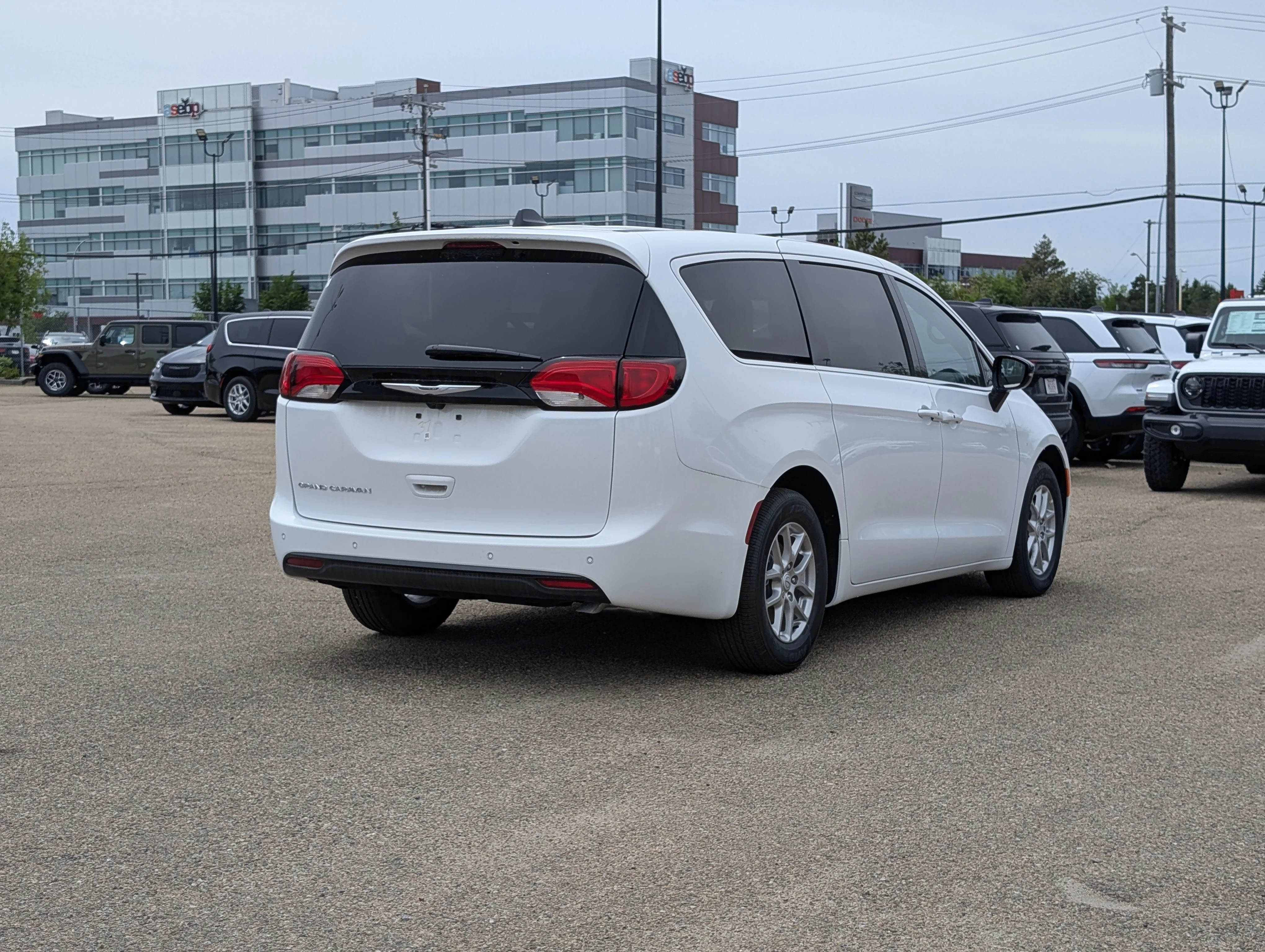 New 2026 Bright White Chrysler SXT image 7