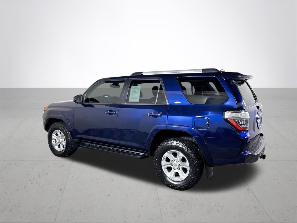 Used 2021 Nautical Blue Metallic Toyota SR5 image 8