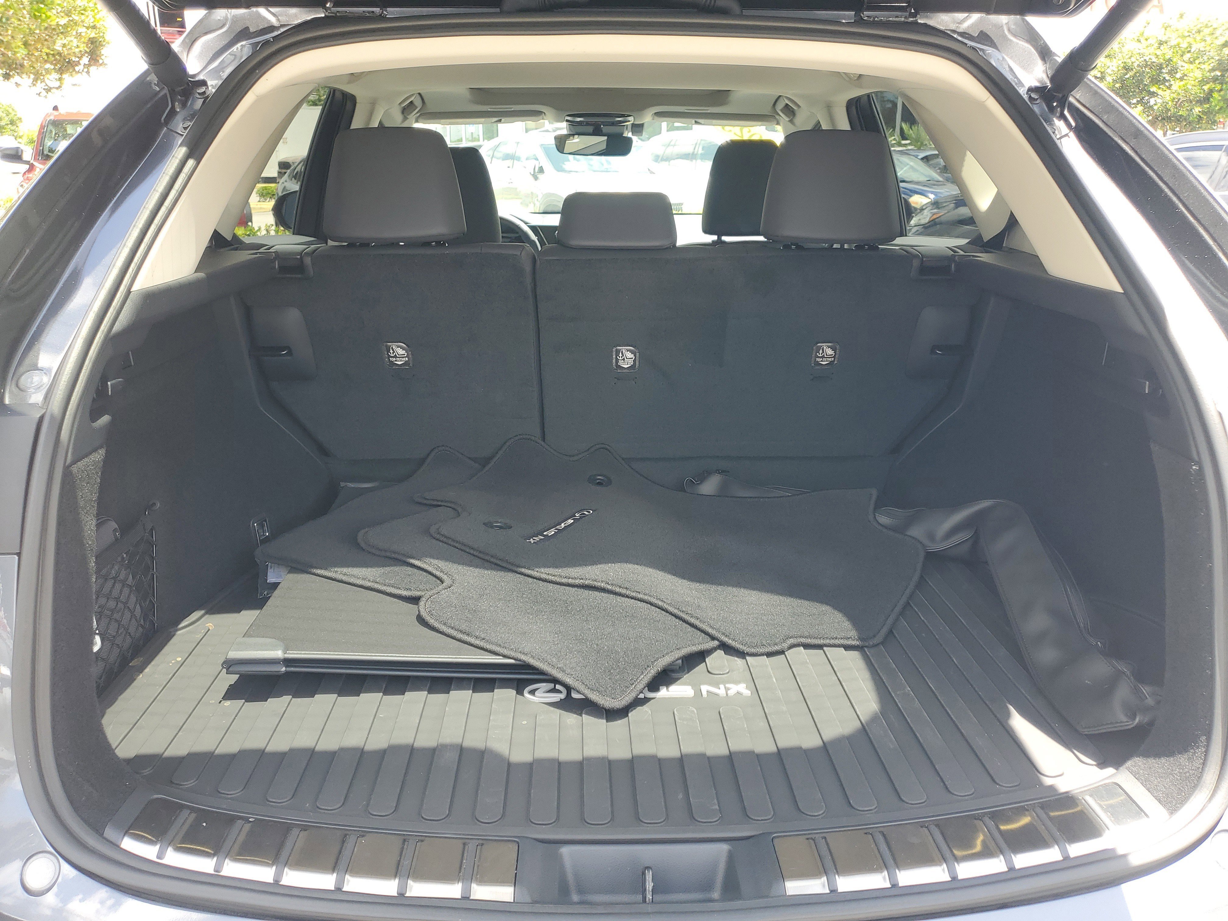 Used 2025 Gray Lexus NX 250 Premium image 8