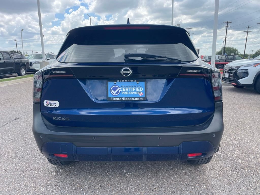 Used 2025 Blue Nissan S image 6