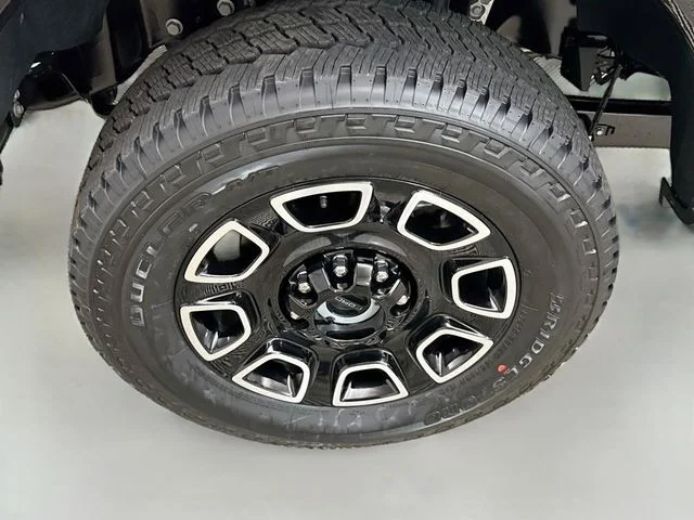 New 2026 Agate Black Metallic Ford F-350® Platinum® image 33