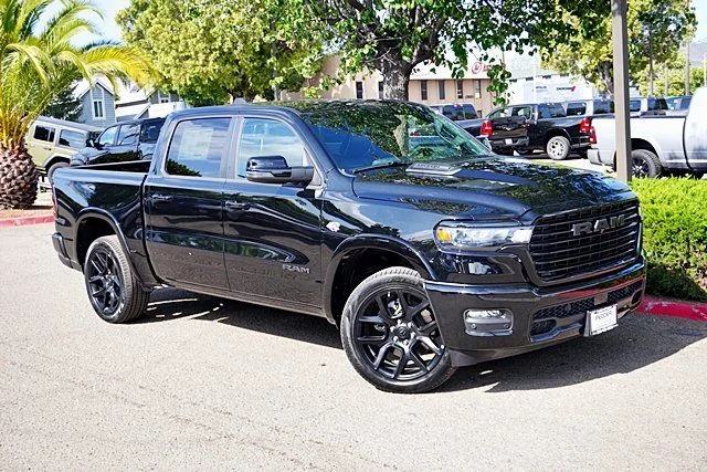 New 2026 Diamond Black Crystal Pearl-Coat Exterior Paint RAM Laramie image 3