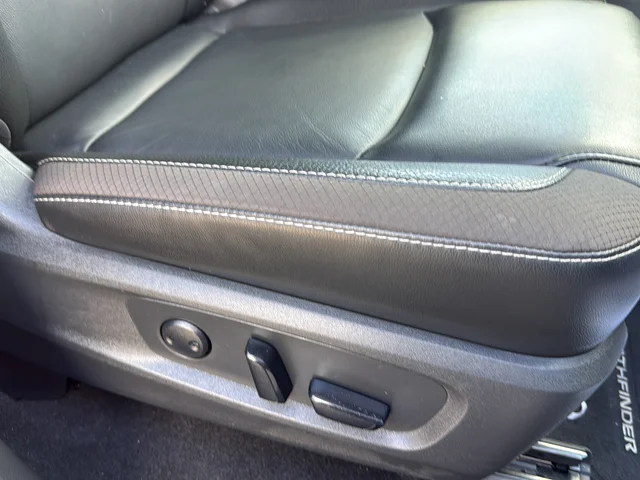 Certified Used 2023 Black Nissan SL image 16