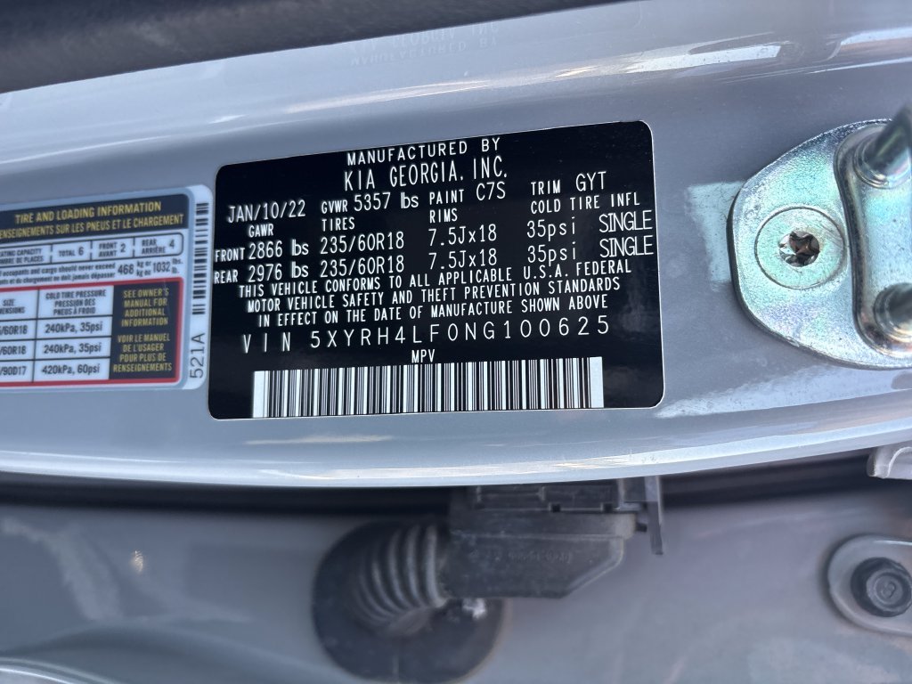 Used 2022 Gray Kia EX image 17