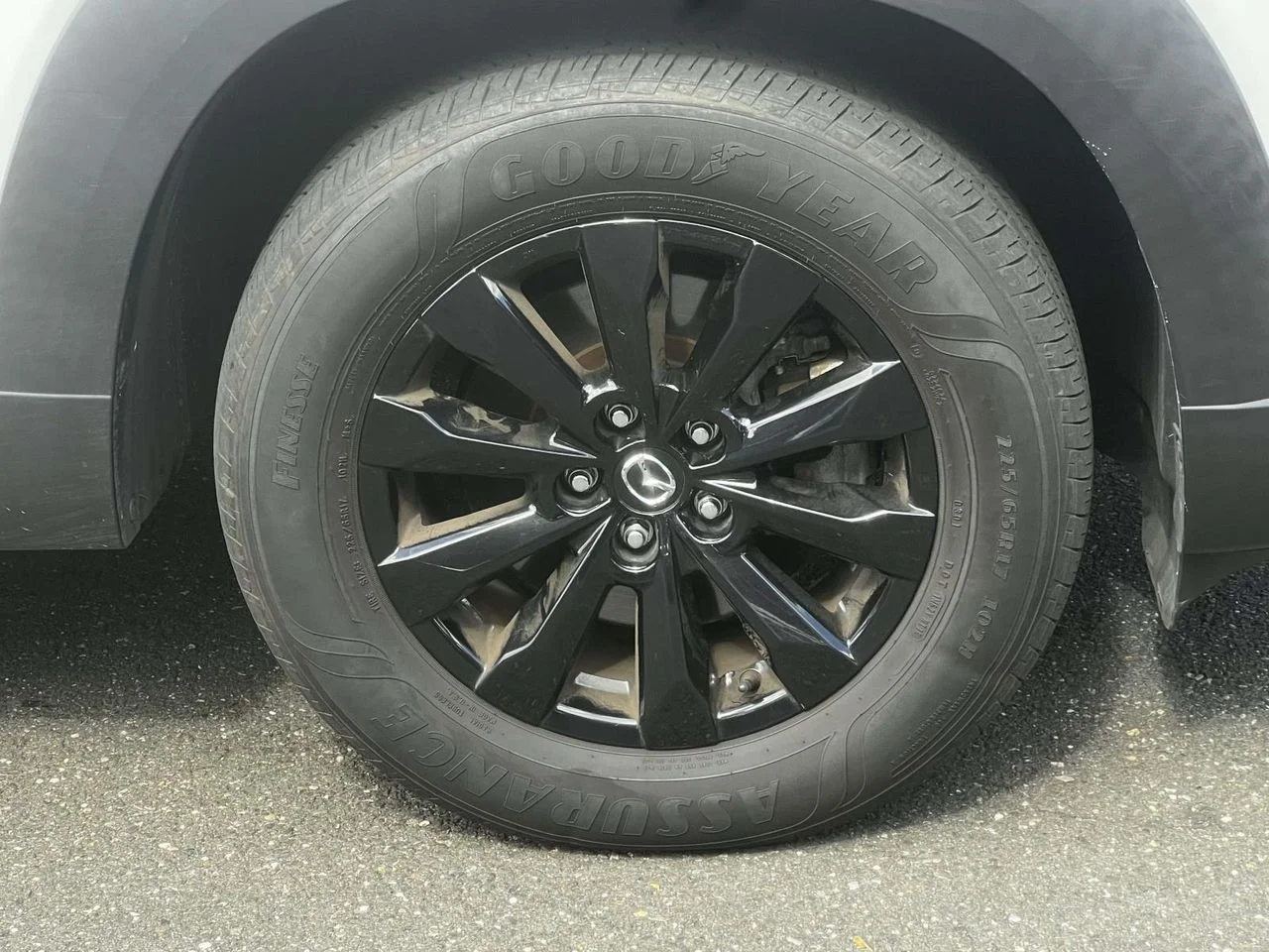 Certified Used 2024 Wind Chill Pearl Mazda 2.5 S Premium image 16