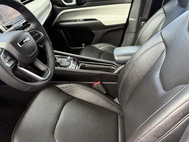 2025 Jeep Compass Limited - Photo 19