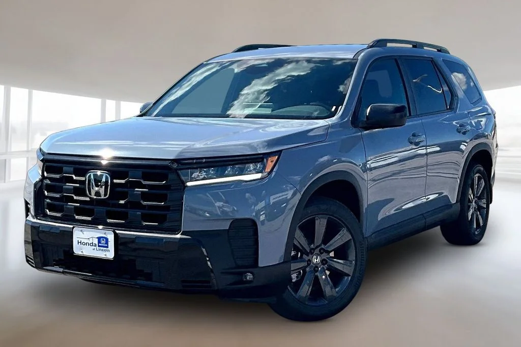 2026 Honda Pilot Sport AWD's photo