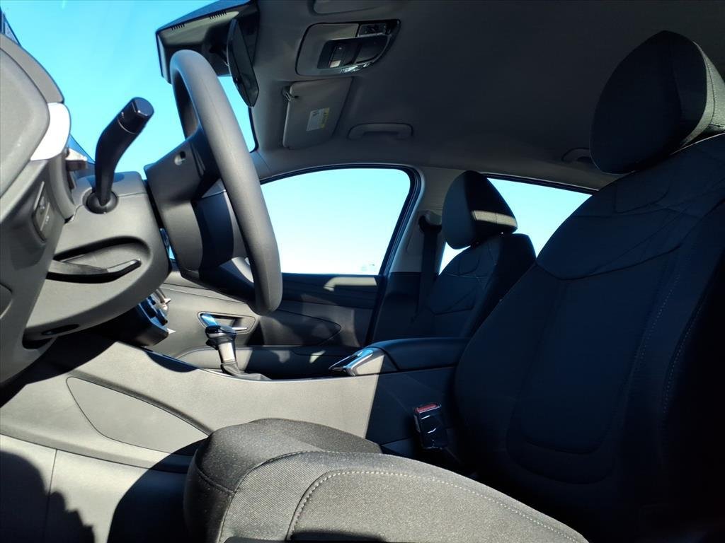 New 2026 Hampton Gray Metallic Hyundai SE AWD image 14