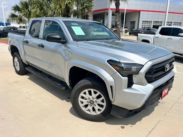 2025 Toyota Tacoma SR 4x2 Double Cab's photo