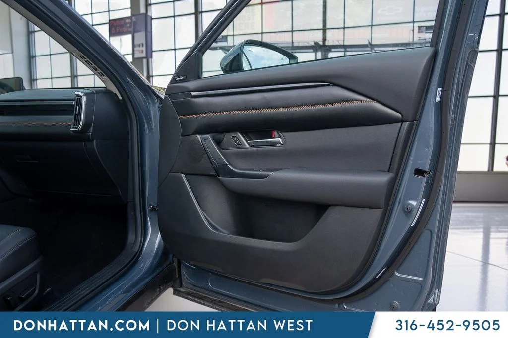 Used 2025 Gray Mazda Premium Plus image 30