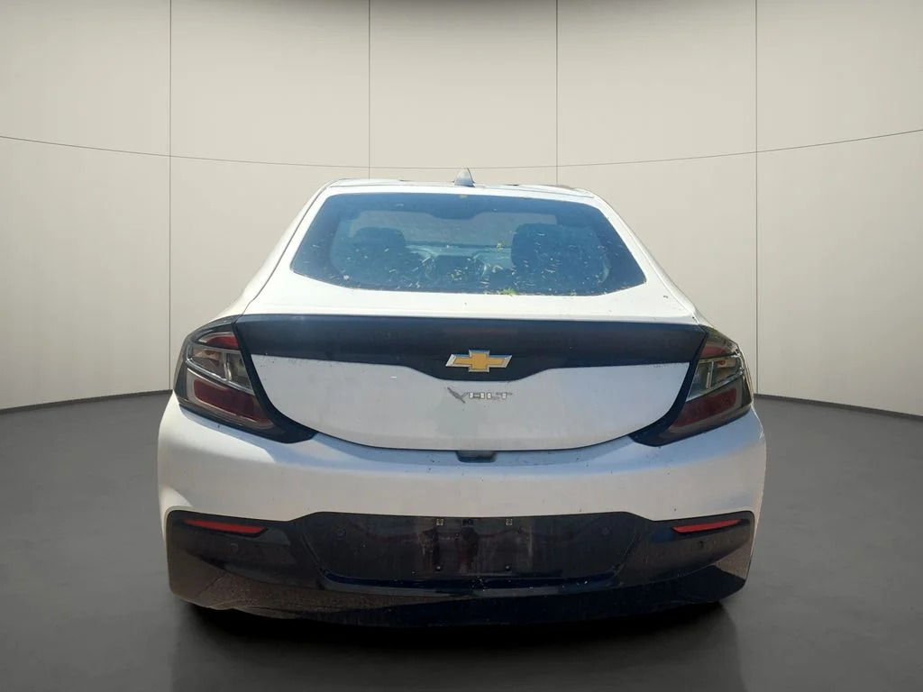 Used 2018 Beige Chevrolet Premier image 6