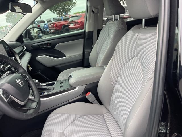 Used 2024 Black Toyota LE image 9