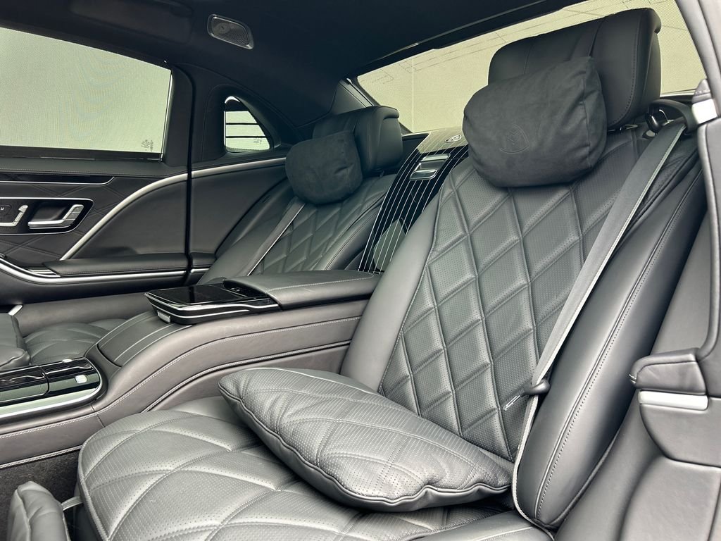 Certified Used 2024  Mercedes-Benz Maybach S 680 image 23