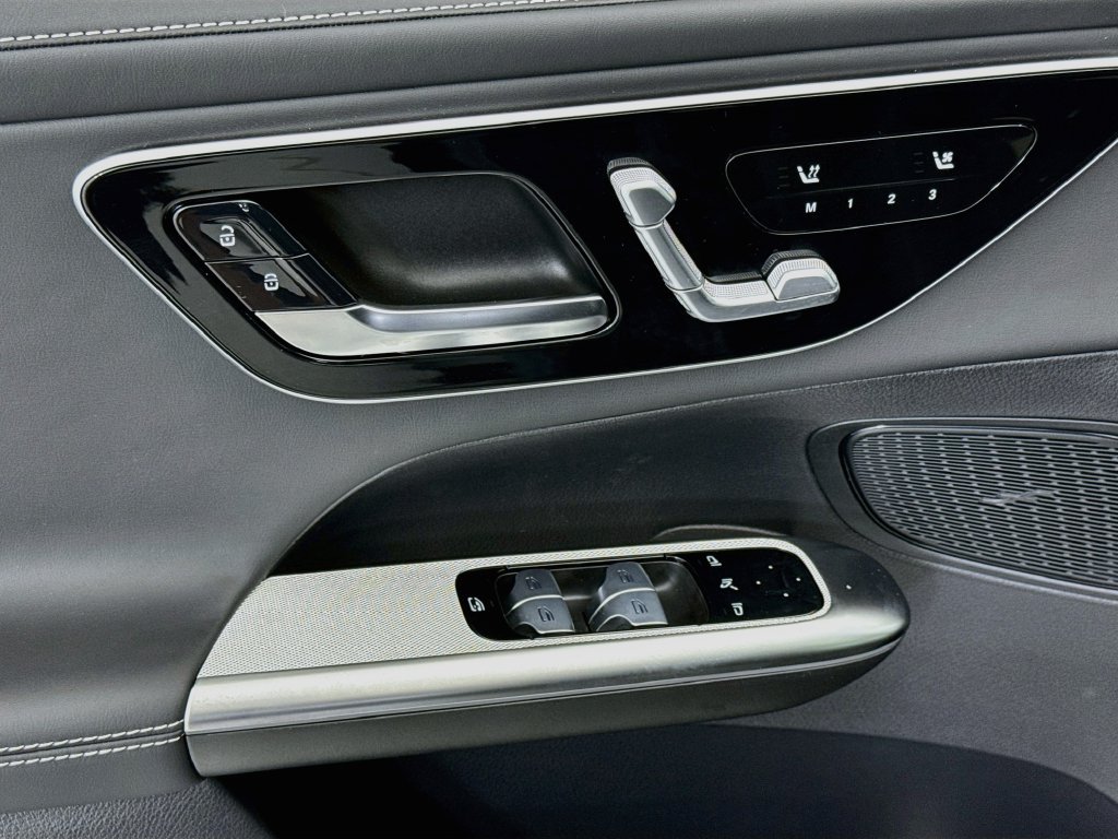 New 2027 Obsidian Black Metallic Mercedes-Benz GLC 53 AMG® image 23