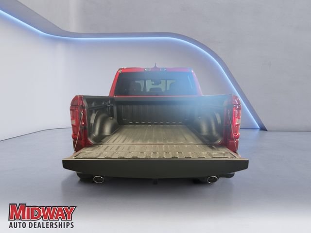 New 2026 Molten Red Pearl-Coat Exterior Paint RAM Big Horn/Lone Star image 4
