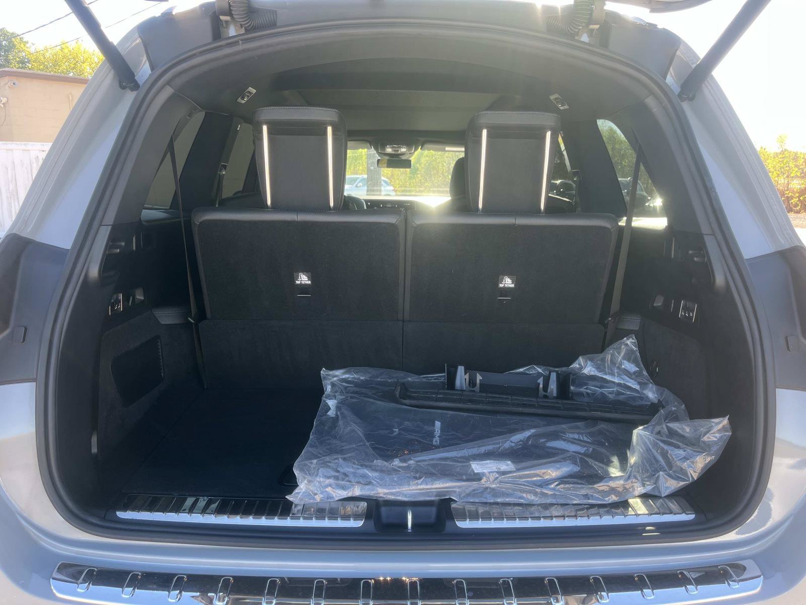 Certified Used 2024 MANUFAKTUR Alpine Gray Mercedes-Benz GLS 450 image 12
